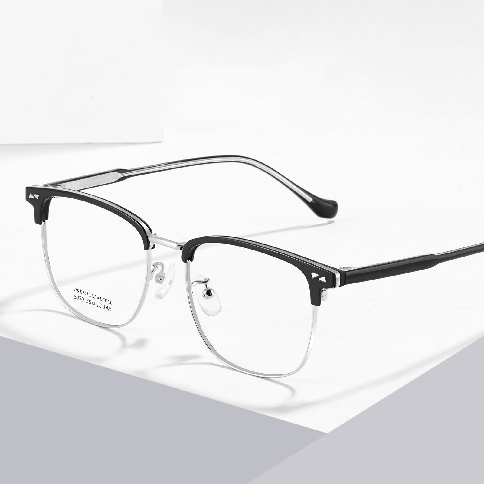 8030 Zakelijke bril met ingebedde metalen strip