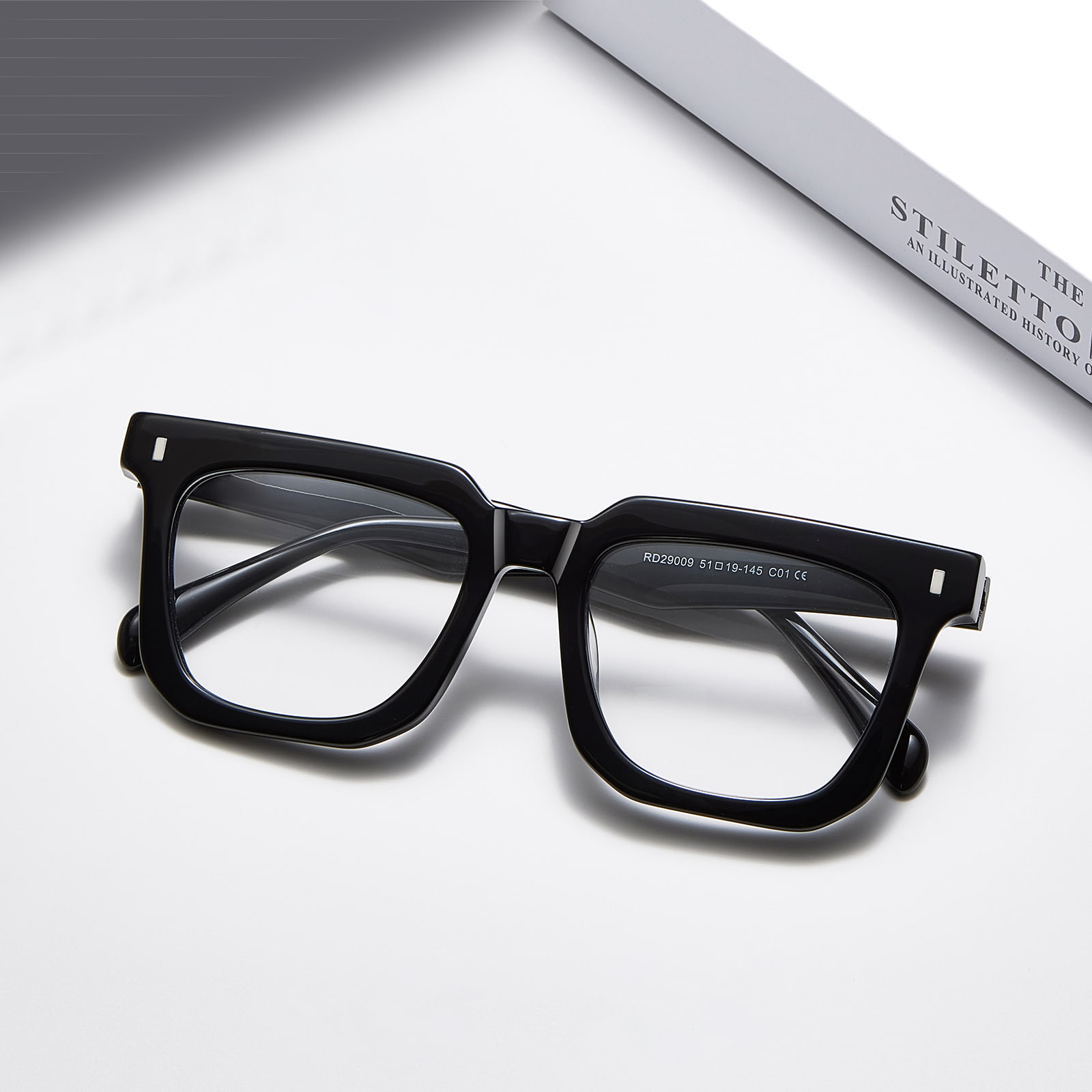 RD29009 Bril met vierkant frame en schildpadtextuur van acetaat